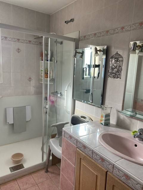 VILLA  T4/5 GIGNAC LA NERTHE LAURE 
