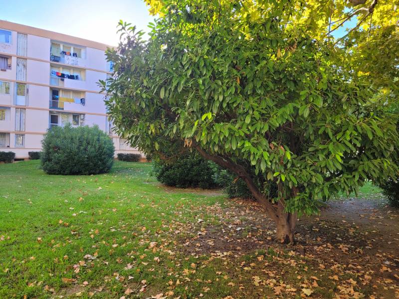 APPARTEMENT T4 PROCHE CENTRE MARIGNANE LA GALAGOVIERE 
