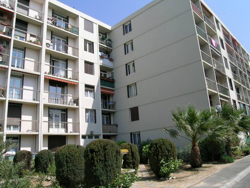 APPARTEMENT T3 RDC Marignane CENTRE VILLE SOUS COMPROMIS 