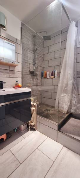 MARTIGUES - APPARTEMENT 2 Chambres- 69.90 m² - Rénové - FERRIERES