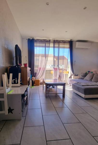 MARTIGUES - APPARTEMENT 2 Chambres- 69.90 m² - Rénové - FERRIERES