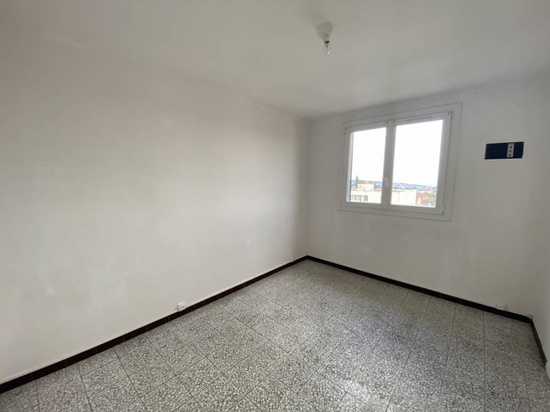 Appartement type 2 Les Pennes Mirabeau Cadeneaux 