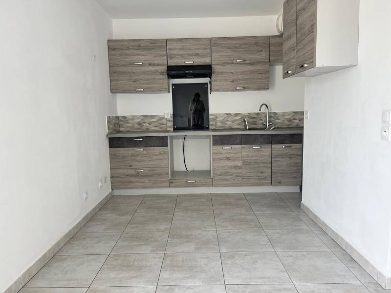 Charmant Appartement T3 avec Terrasse sur la commune de Gignac-la-Nerthe