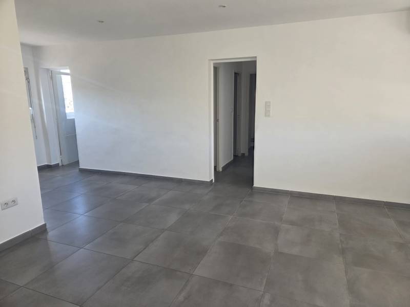 À VENDRE MARIGNANE – Superbe T3 entièrement rénové à proximité du centre-ville