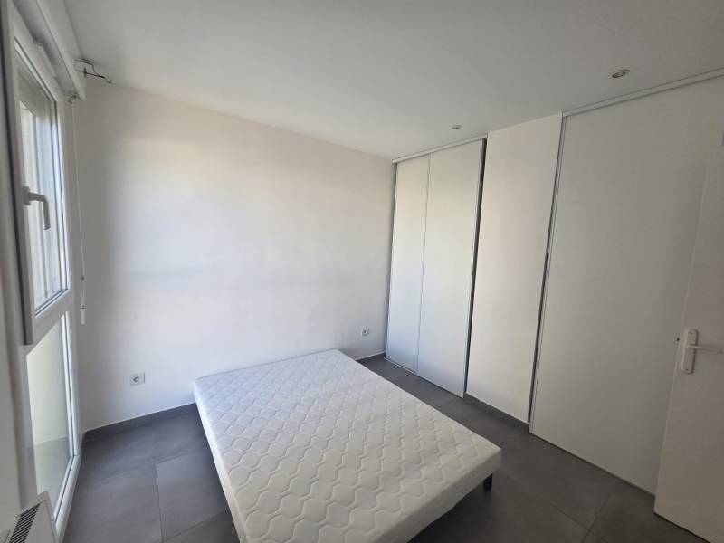À VENDRE MARIGNANE – Superbe T3 entièrement rénové à proximité du centre-ville