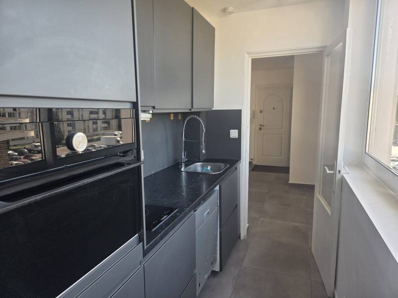 À VENDRE MARIGNANE – Superbe T3 entièrement rénové à proximité du centre-ville