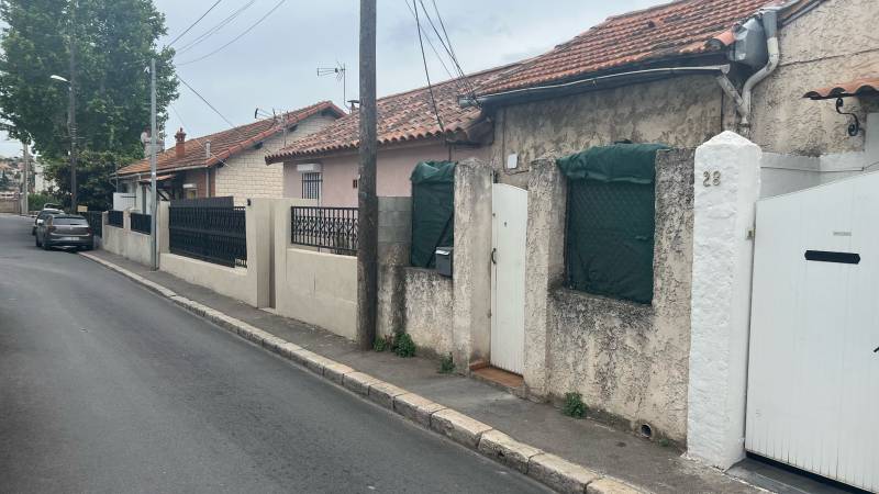 Studio 13015 St Antoine A VENDRE COMME UNE MAISONETTE - ST ANTOINE 13015 - PROCHE HOP NORD - CALME ABSOLU