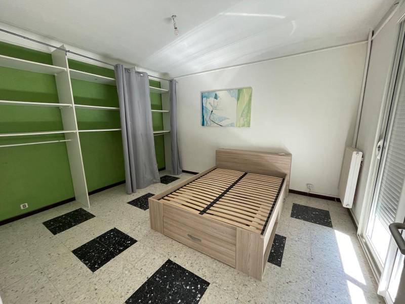 APPARTEMENT T2 LUMINEUX SITUE DANS LE CENTRE VILLE AU CALME RESIDENCE LE REGENCE