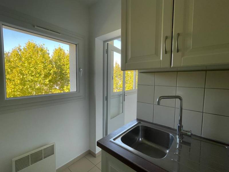 A LOUER MARIGNANE, T3 RESIDENCE RENE FONCK