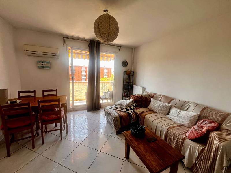 Appartement - 59 m² - 3 pièces - Marignane