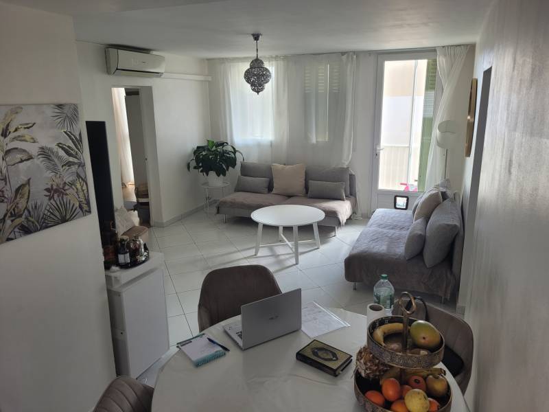 APPARTEMENT T3 EN PARFAITE ETAT CENTRE VILLE MARIGNANE 