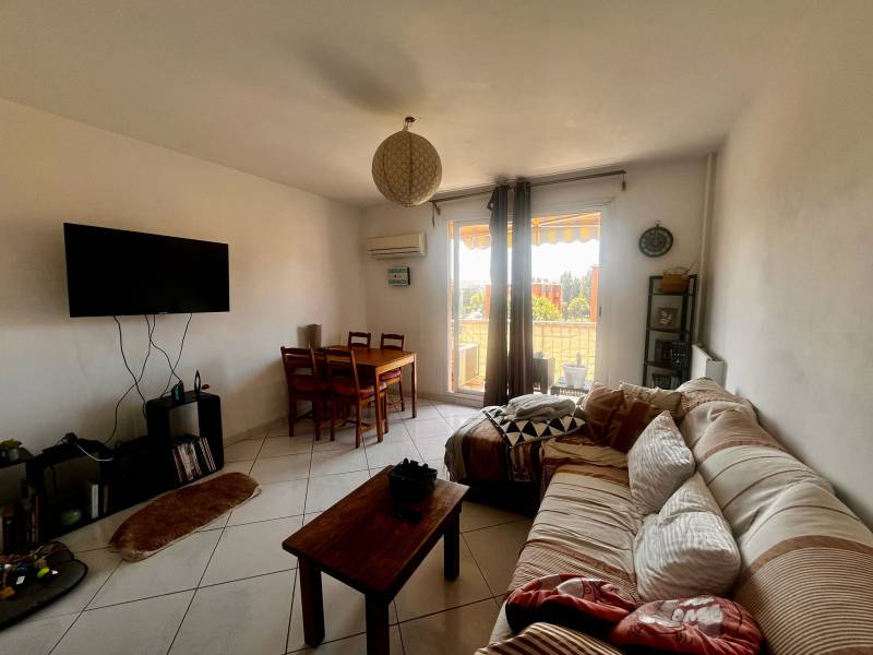 Appartement - 59 m² - 3 pièces - Marignane