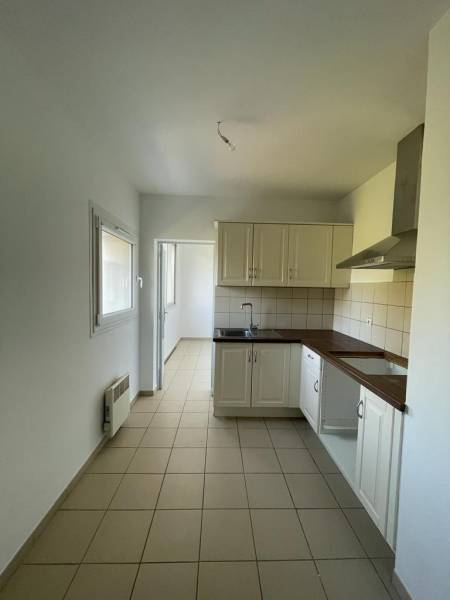 A LOUER MARIGNANE, T3 RESIDENCE RENE FONCK