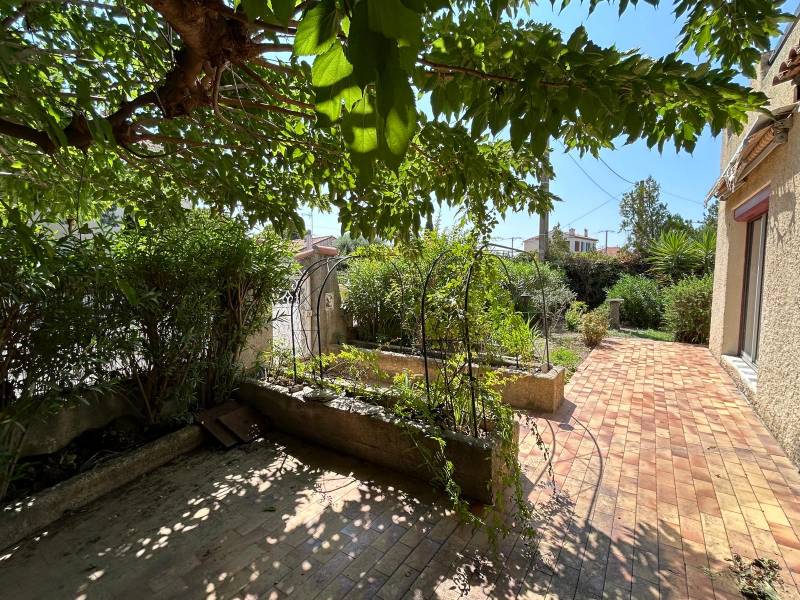 SECTEUR PRISEE PROCHE COLLINE, VILLA  T6 135 m² HABITABLE