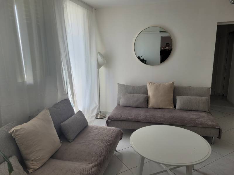 APPARTEMENT T3 EN PARFAITE ETAT CENTRE VILLE MARIGNANE 