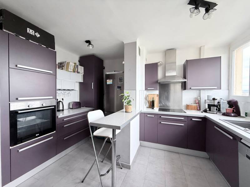 Opportunité à saisir !! T3 lumineux 72 m² avec balcon – Sans vis-à-vis – Résidence sécurisée Les Acacias – Ber