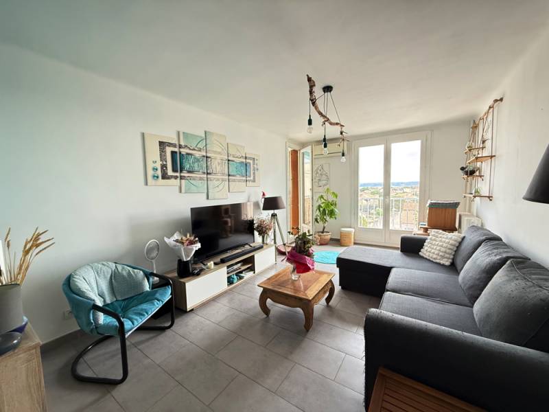 Opportunité à saisir !! T3 lumineux 72 m² avec balcon – Sans vis-à-vis – Résidence sécurisée Les Acacias – Ber