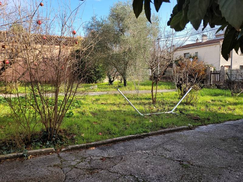 VILLA SUR GRAND TERRAIN POSSIBILITE D'AGRANDISSEMENT MARIGNANE  