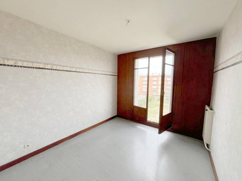 Appartement de Type 3 en 3éme étage dans résidence Fermée